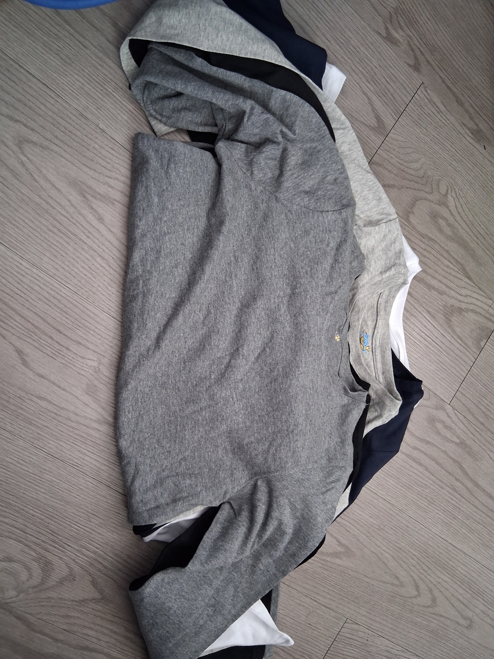 Youth Multiple Colored (5) Long Sleeve Tees Unisex Size 9-10